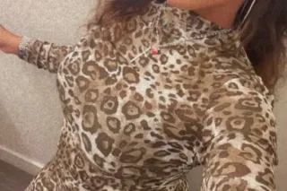 BACK FOR THE DAY "HappY New Years BabY!"🥳 😮Your Throat Goddess ‍💨🫧 Can i Be Your New Years Treat🍭🫧 photo 5