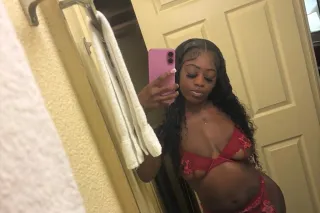 New In town 💦💕 photo 2