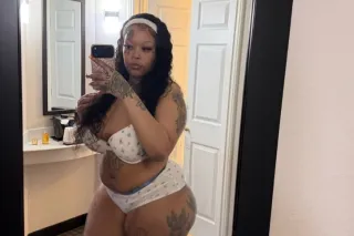 LAST DAY IN TOWN ‼THICK WET BLASIAN 😜🌊THROAT GOAT 😌