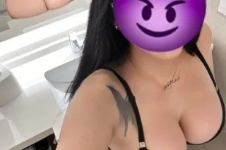I'm very ADDICTIVE 🍆 🍆 Open 24-7
