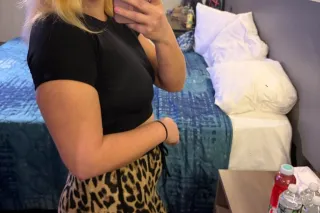 snowbunny 🐇 intown for a good time not a long time photo 3