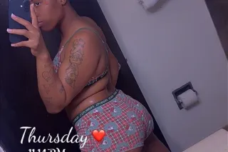 ready 🍑juicy pussy💦incall pics/videos sell🫦available 24/7 ✅No law enforcement✅No Raw sex/Head come have a good time ❌No Bullshit ❌No Law Enforcement ❌No Bare Sex ❌No Bare Head ✅Keep It Respectful or u will be blocked photo 2