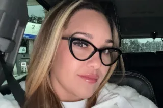 chica sexy en la cuidad photo 2