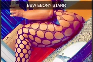 BUSTY BBW CHOCOLATE BEAUTY VISITING photo 9