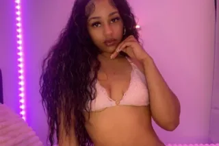 YOUR FAVORITE FANTASY!! Outcalls and Incalls AVAILABLE NOW ! FACETIME SHOWS!! PRIVATE DANCES!! photo 3