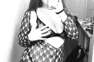 AVAILABLE 24/7😗NEW TO TOWN💋HERE FOR A SHORT TIME⏰ photo 2