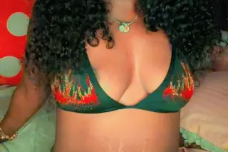 100% real not a SCAM. be sure to look at my videos and pictures. Thank you. They are all recent.💋💌👌🏾 photo 9