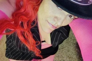 help me stay out of iceand just be nice iam a human. iam Columbian&native american. photo 3