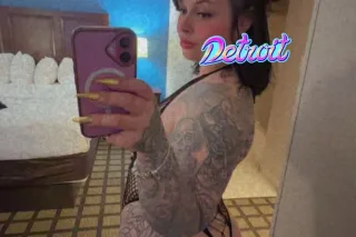 it's freaky Friday 💦 cum see your favorite 😝 best in Romulus photo 6