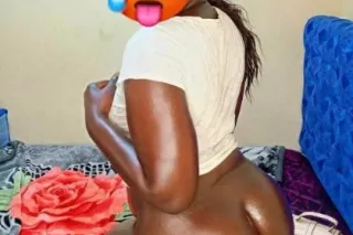 black girl in the area come to me receive your massage with happy ending