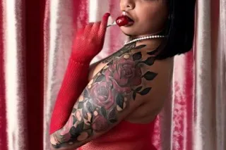 Latina sexy 🍑 photo100%real
