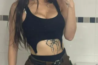 😋😏Sexy and hot, I’m new to this, but you’re going to have a good time, daddy🤫