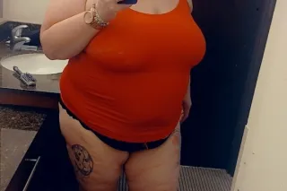 Big booty judy with big titties too come see me so i can send you home in a good mood 😌 photo 2
