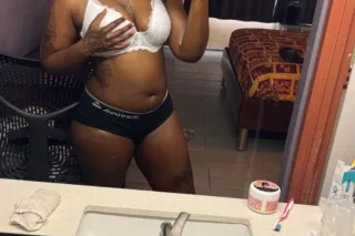 fine and sexyy ready satisfy all your needs daddy💦😛 photo 2