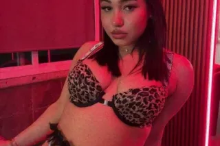Adictas al sexo ven papi estoy bien caliente 🔥 y quiero que me saques esta leche🍼 photo 3