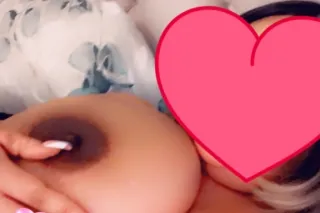🍑Exotica Busty Curvy 💦🍓Estoy Cachonda Llmame 🍑 photo 2