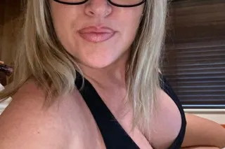 💘Horny Party Mom😋Ready for all full service🔥 Incall🏡Outcall🚗Carfun📷💛Available 24/7 photo 4