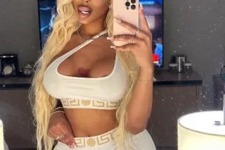Come Enjoy A Pretty Face 🍆 With The Best Backshots 🍑🍑 photo 8