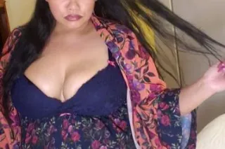 BBW Fijian Filipina Treat photo 3