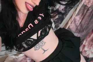 🖤 Tattooed Alt Beauty – Moving Specials! Limited Time!🔥 photo 2