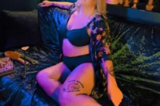 FEESNO Incalls and Nearby Outcalls 3/10pm-3/11am only! text if you have interest. Something different with Goddess Jenna photo 5