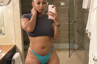 im only here for a lil bit 👅💦 photo 2