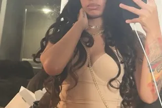 Latinaa photo 3