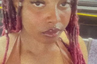 come play with me photo 2