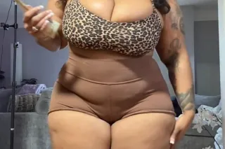 $50 REQUIRE DEPOSIT MUST FOR ALL DATES🔥AVAILABLE NOW✨BEAUTIFULLY MIXED NATURALLY THICK 🍀LET ME STISFT YOU TODAY🦋INCALL ,OUTCALL ,SLL VIDEO CONTENT AND FACE TIME FUN✅ photo 2