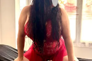 Nueva Cachonda Latina Super Carinosa y Arrecha Dispuesta a Complacerte al 100%. photo 2