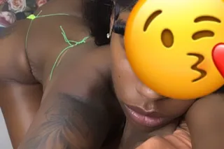 petite exotic treat🍭available and ready for you now ✅📲 photo 6