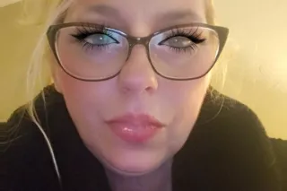 Large busty Blonde with sexy eyes photo 4