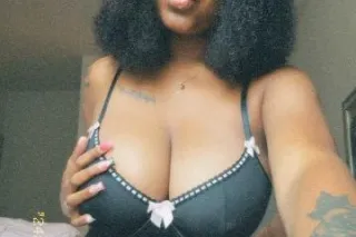 Hi babes , New in town