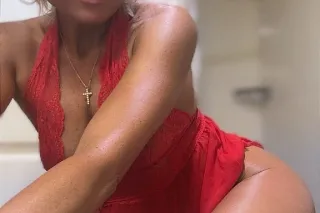 COME GET MILKED BY A HOT MILF(Our little secret)🤫 photo 4