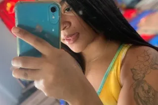Sexy Latina available photo 2