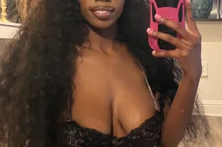 outcalls only photo 2