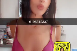 Leaving Sunday♓ 🩷(๏人๏) Goddess Busty Sienna ♓🩷 photo 3