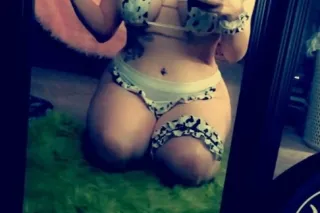 Cute, Horny, and looking for regulars 😘
