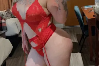 Hey babe😉 Sarah sweets 🍬 awaits you ! Pretty on the eyes 👀 thick on the thighs🥰 photo 7