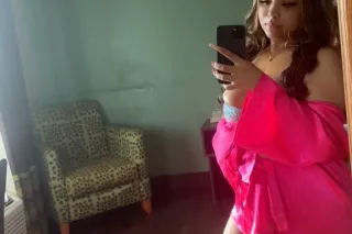 A Good Girl That Loves To Squirt photo 3