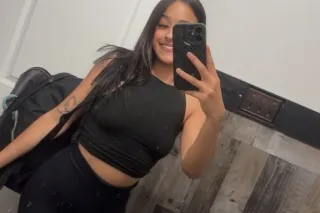 😍😘😛Probably the funniest person you’ll match with today whatsapp 213-4 58-4523🤩😍😘 photo 2
