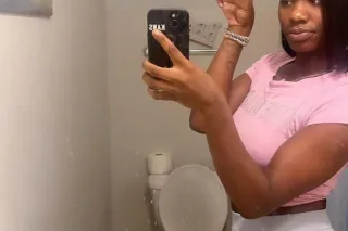 its WET & SLIPPERY WEDNESDAY💕 Looking TO RELAX & UNWIND 💕•CUM SEE ME & CUM TRY MY B2B NURU Msg💙 •Exotic ft show• Lap dance &• fetishes txt me 4 more info photo 7