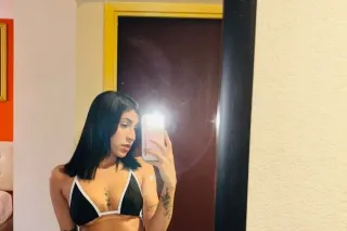 sexi flaca latina hermosa disponible nueva en tu zona photo 2