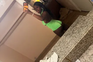 ‼DEEPEST‼ Throat in LV 🥵💦 Ask about my 1 Hour Outcall SPECIAL 🤞🏽🫢 photo 4