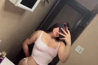 Tatiii🍓🍰apretadita ,cerradita photo 4