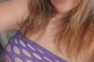 2 LADIES ....HOME AND HORNY!! CUM PLAY WITH US!