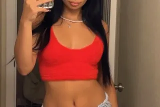 Latina hourglass curves! Outcalls and 100% Independent !!! photo 5