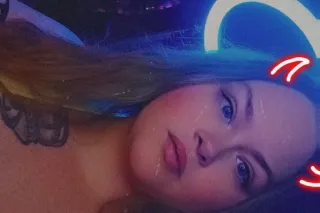 🇮🇹🐉Italian SSBBW blue eyes and green hair with tatts💙🍀KATY I10 BY KATY MILLS MALL👡💄🪭 photo 8