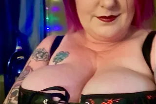 come watch my boobies float in concord now photo 4