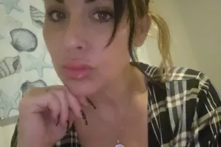 Special till 4pm today only 1oo Yes im Real Bella im real best photo 10